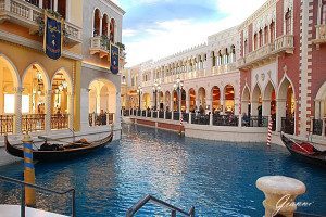 Venetian - Canal grande