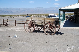 California - Death Valley - Vecchi carretti