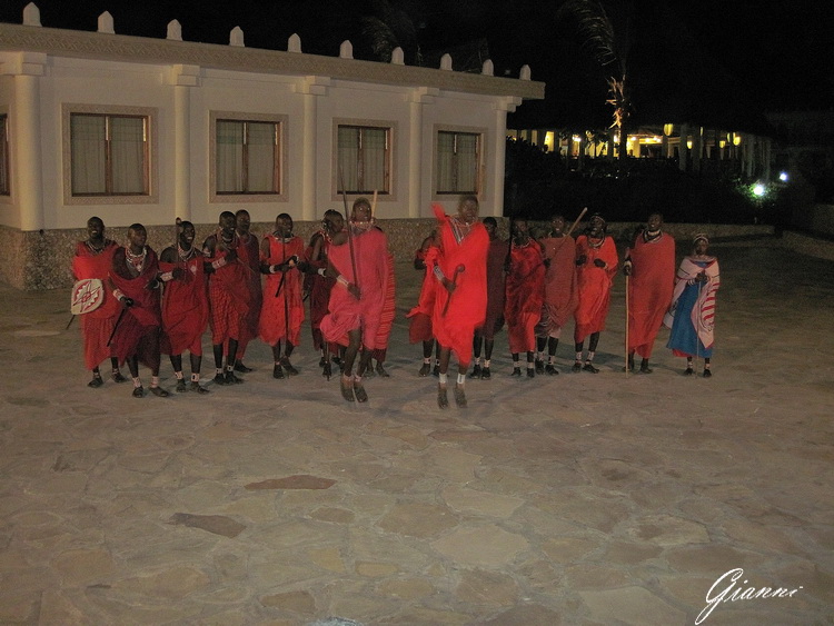 Spettacolo Masai al Twiga Beach Resort