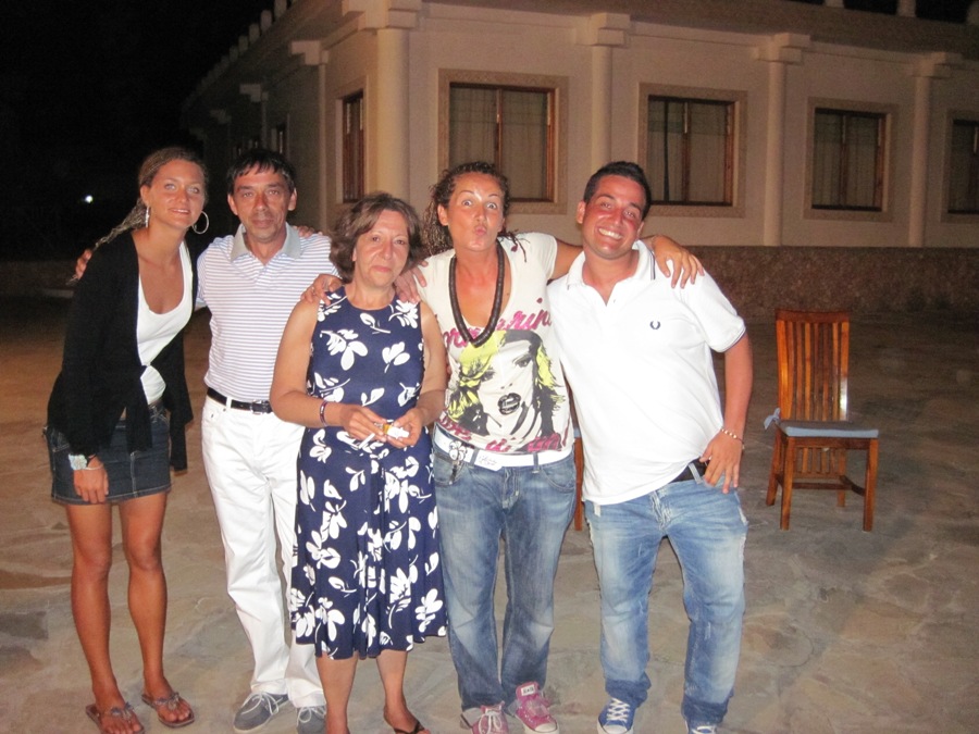Animatori nel resort a Watamu