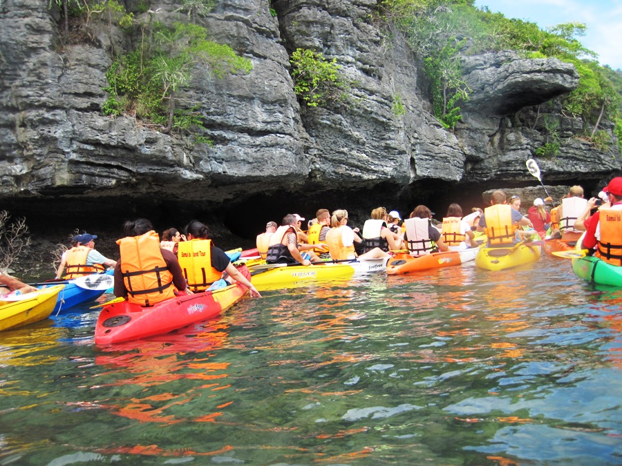 In canoa ad Ang Thong