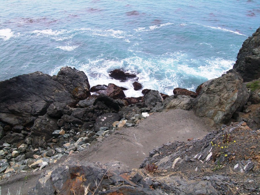 Highway 1 Scogliera