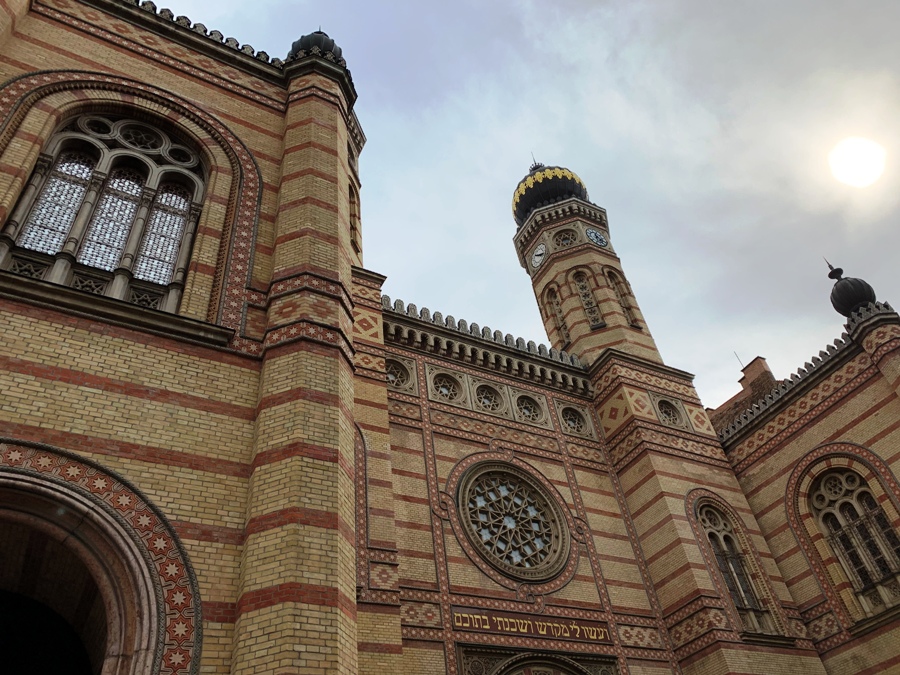Facciata della Sinagoga di Budapest