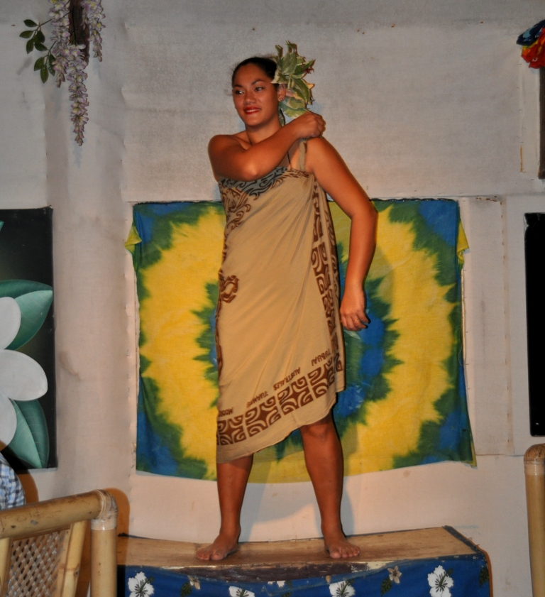 Pareo Show al Tiki Village
