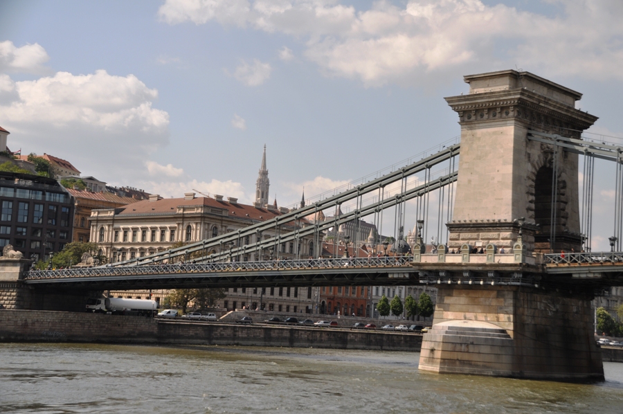 Ponte delle Catene