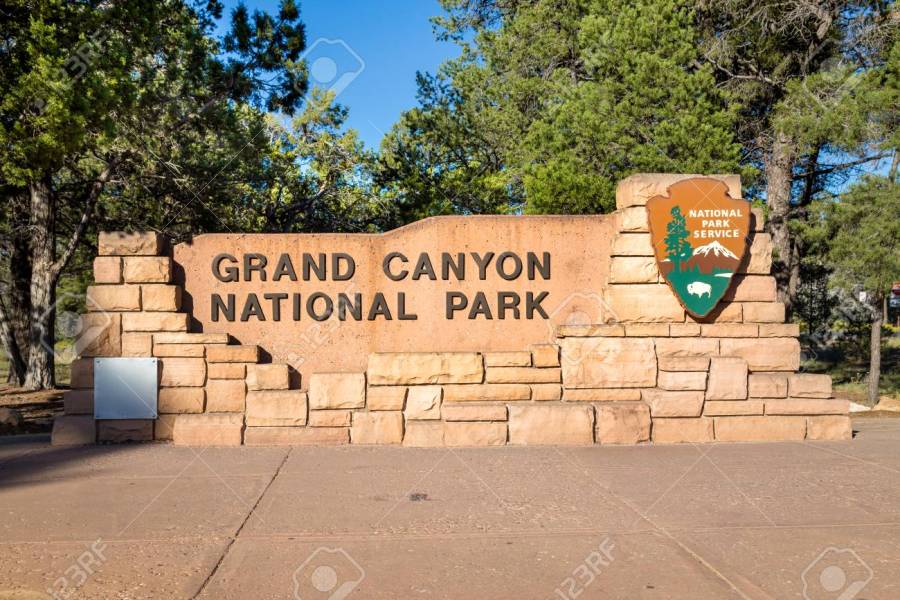 Cartello all'ingresso del Grand Canyon