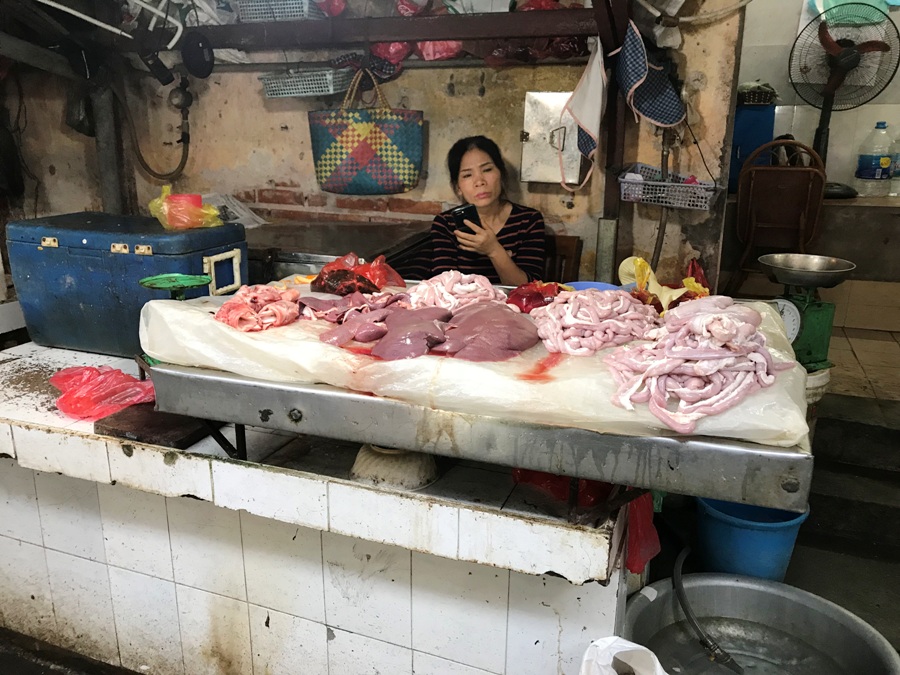 Mercato ad Hanoi
