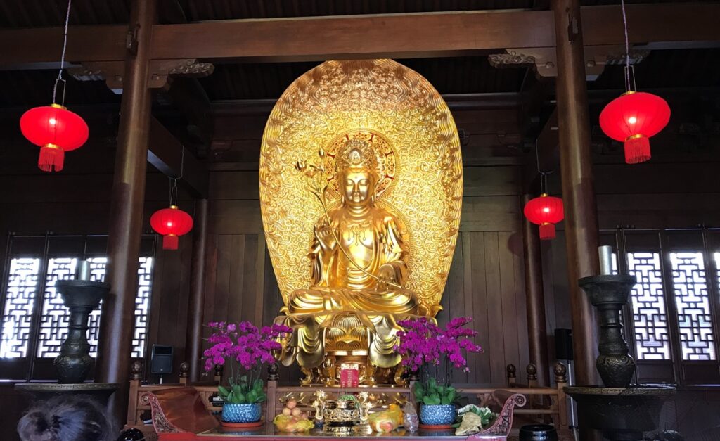 Interno del Tempio del Buddha di Giada