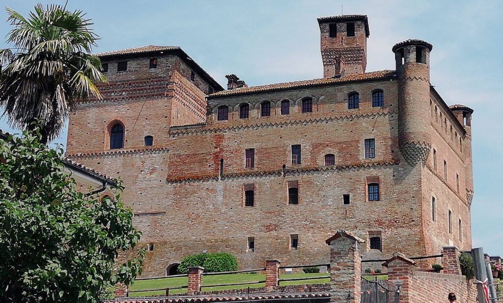 Castello Grinzane Cavour