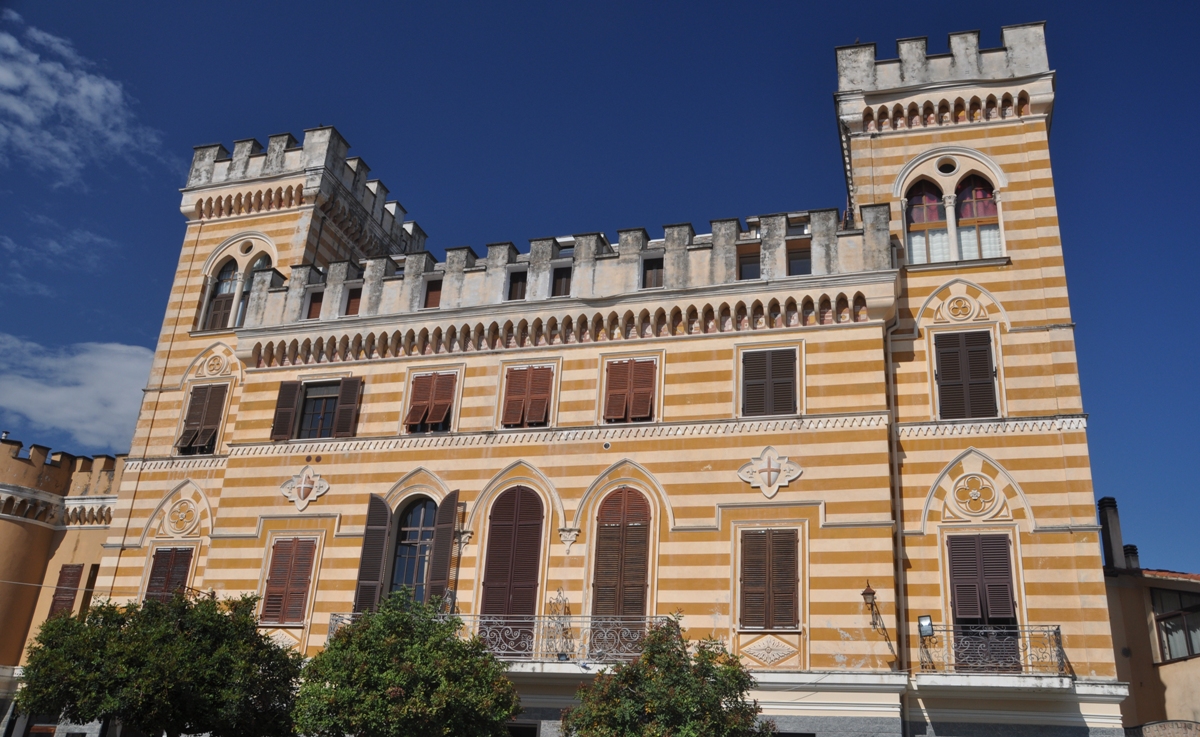 Castellaro Il borgo di Castellaro in Liguria: tra cultura e gastronomia