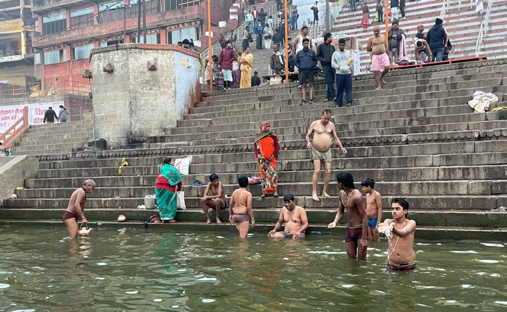 Bagno nel Gange